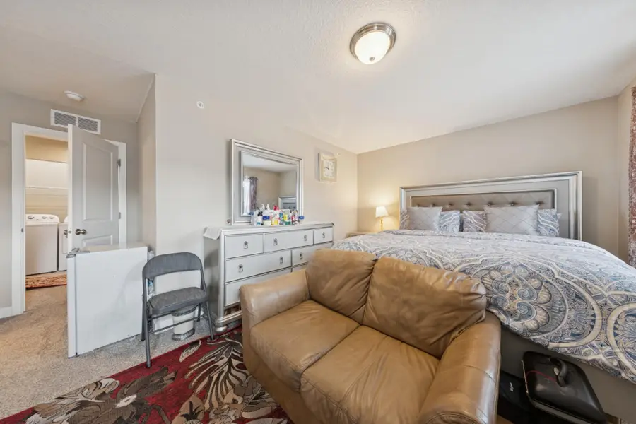 5309 Oak Grove Parkway N, Minneapolis, MN 55443 - Image #3