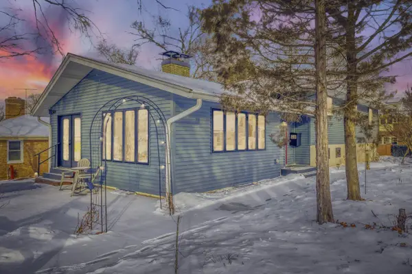 1747 Ford Parkway, Saint Paul, MN 55116