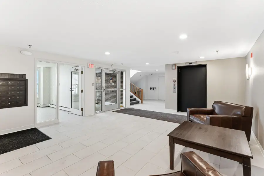 720 3rd Avenue Ne #319, Minneapolis, MN 55413 - Image #3