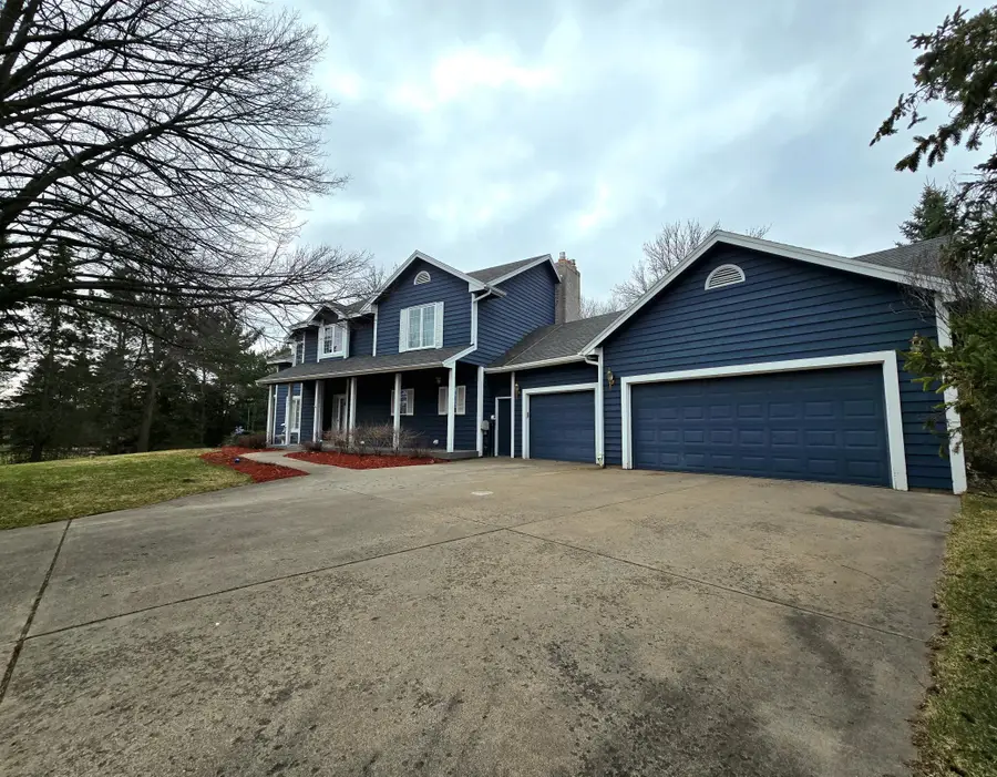 2237 Chelmsford Lane, Saint Cloud, MN 56301 - #2