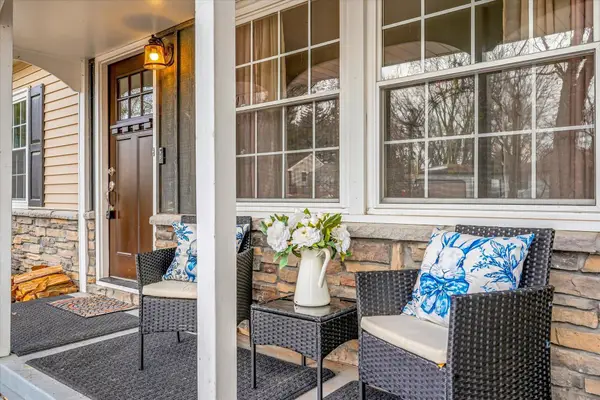 127 16th Avenue Nw, New Brighton, MN 55112