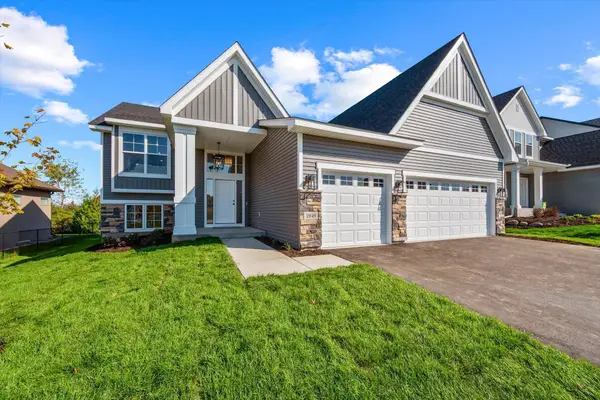 1974 S Lusitano Street, Shakopee, MN 55379