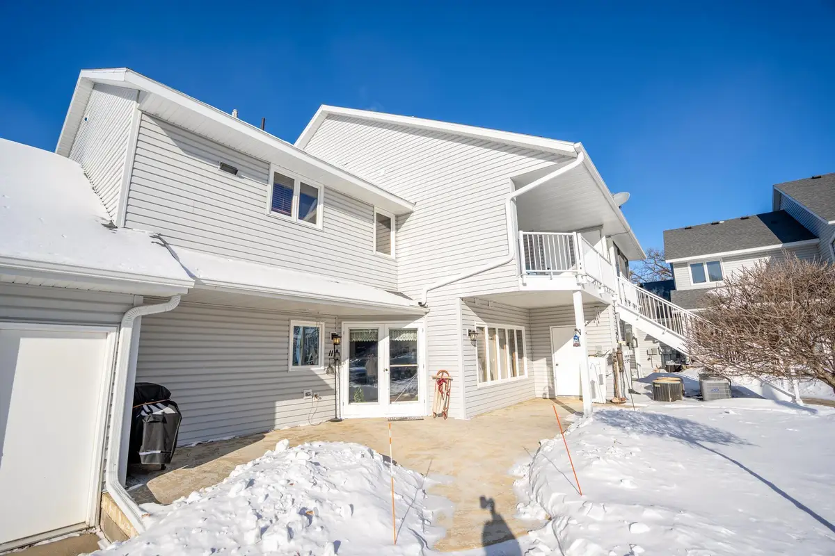 110 NE 1st Avenue Ne #11, New London, MN 56273 - Image #1