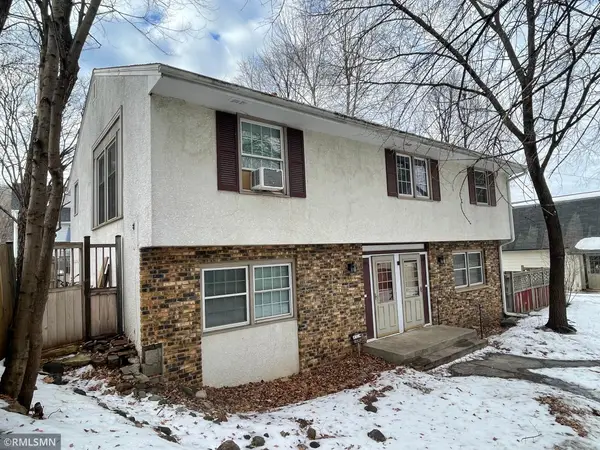 151-153 Page Street W, Saint Paul, MN 55107