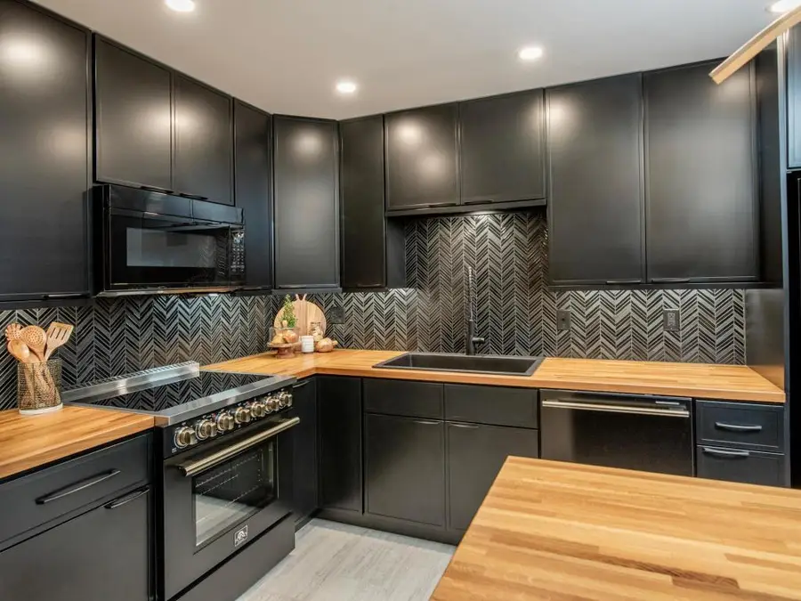 7401 W 101st Street #111, Bloomington, MN 55438 - Image #3