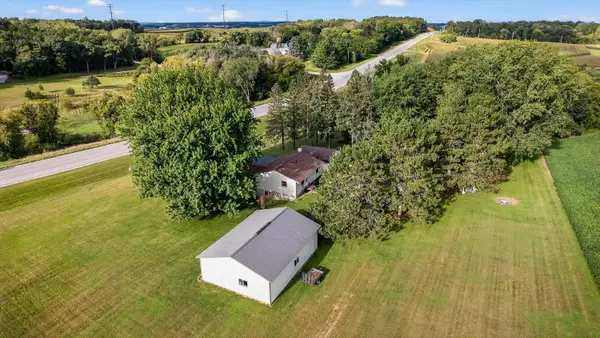 1289 White Bridge Road Nw, Oronoco, MN 55960