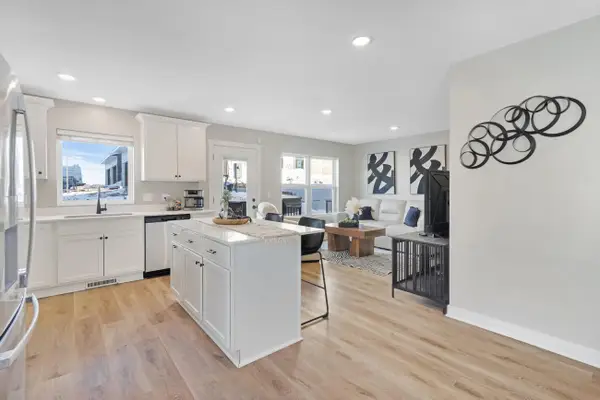 8851 Granite Court, Saint Paul, MN 55129