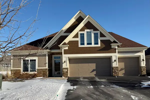 8824 Upper 7th Place N, Lake Elmo, MN 55042