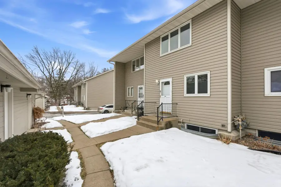 618 Oak Park Lane, Hopkins, MN 55343 - #2