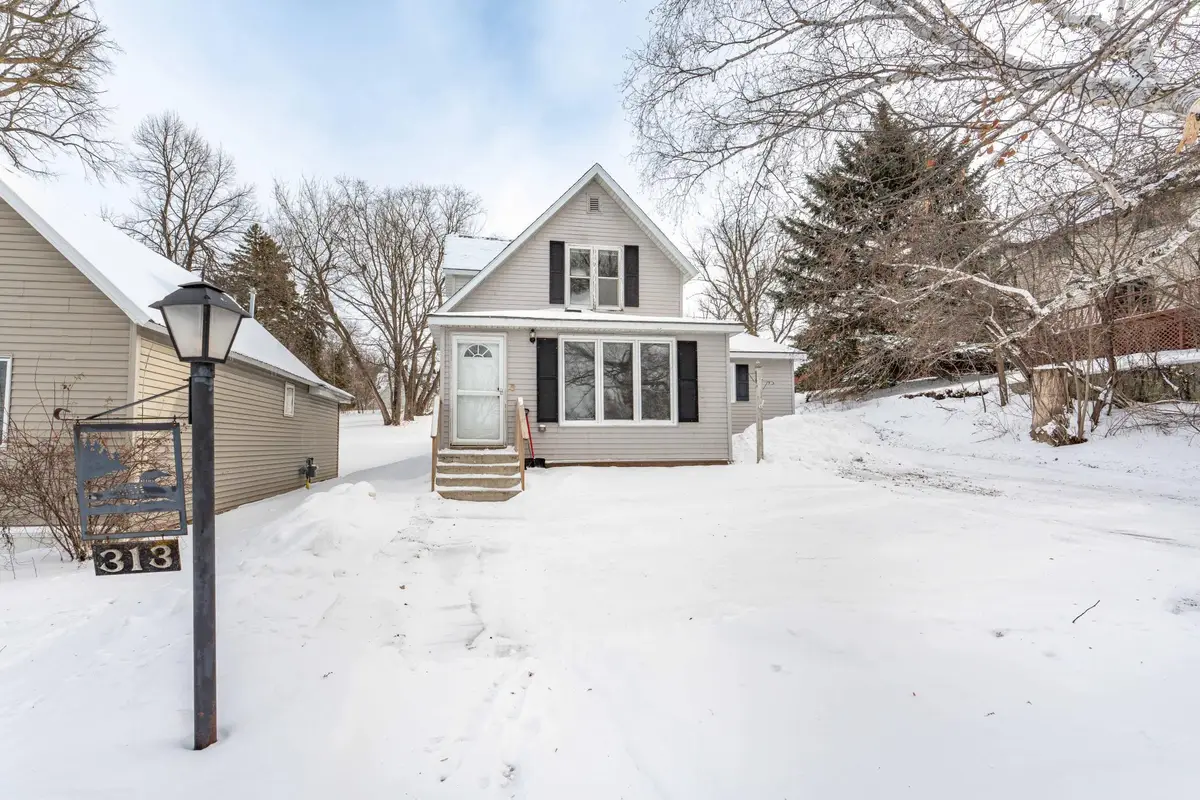 313 3rd Street Se, Pelican Rapids, MN 56572 - Image #1