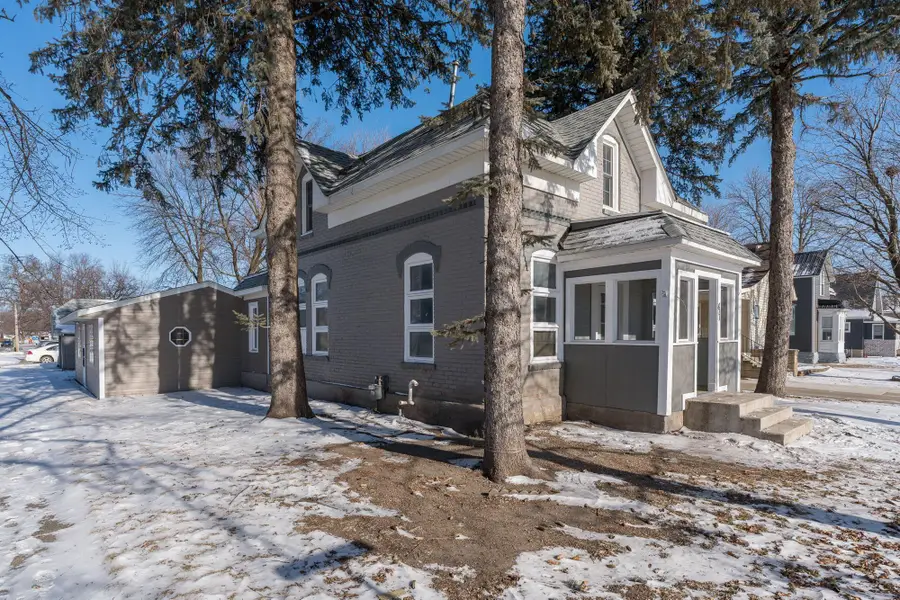 411 W Alden Street, Arlington, MN 55307 - #3