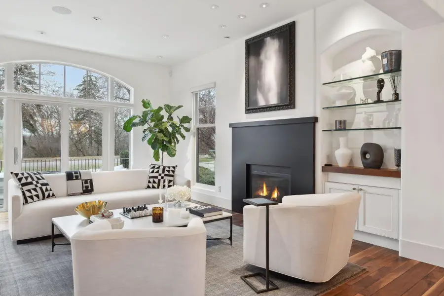 1620 Kenwood Parkway, Minneapolis, MN 55405 - #3