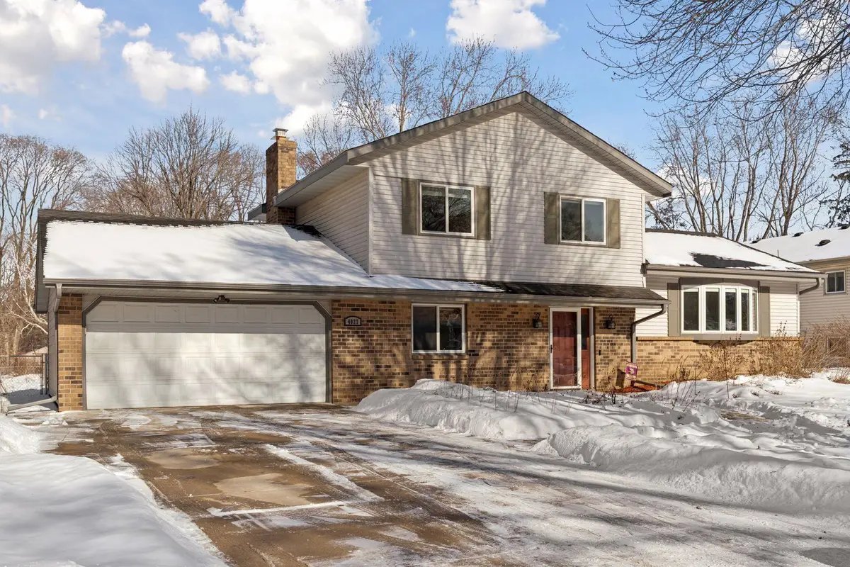 4027 86th Lane Ne, Circle Pines, MN 55014 - #1