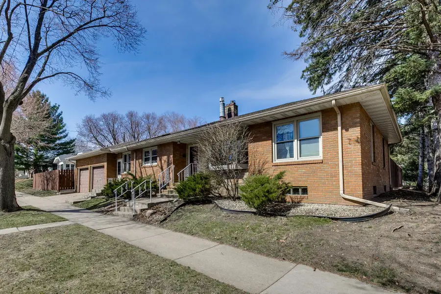 1345 Berkeley Avenue, Saint Paul, MN 55105 - #2