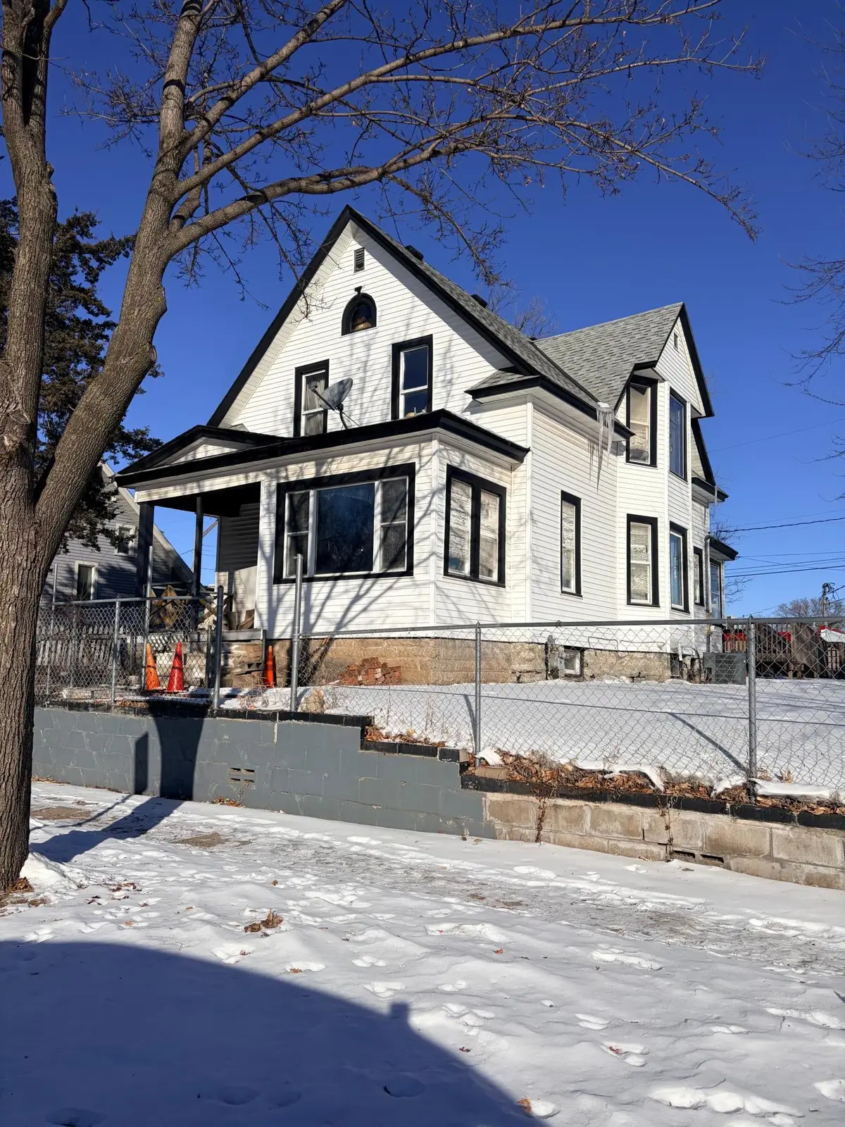 971 Aurora Avenue, Saint Paul, MN 55104 - #1