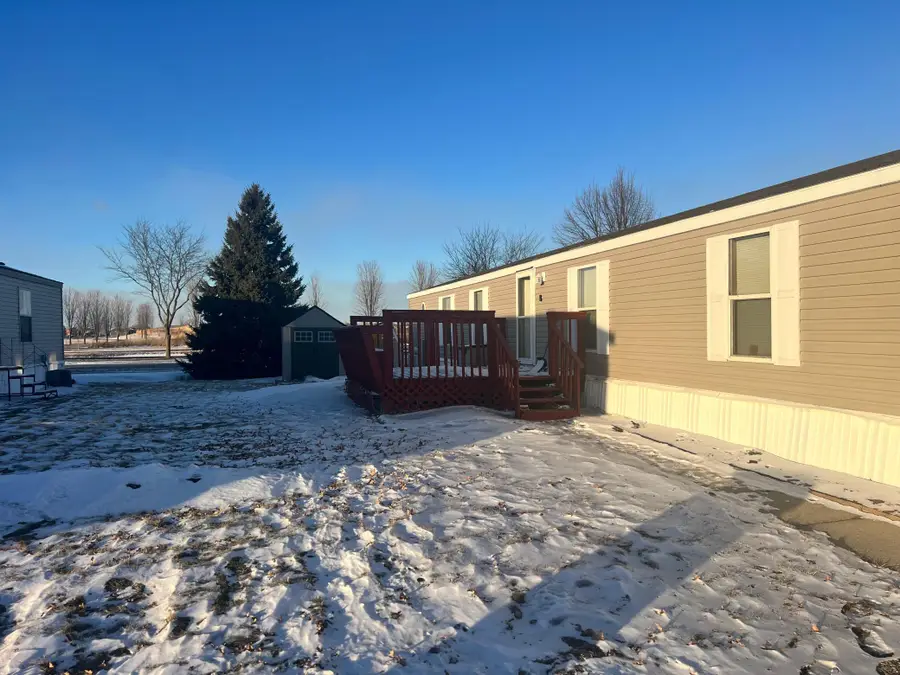 2004 Round Table Road, North Mankato, MN 56003 - #3