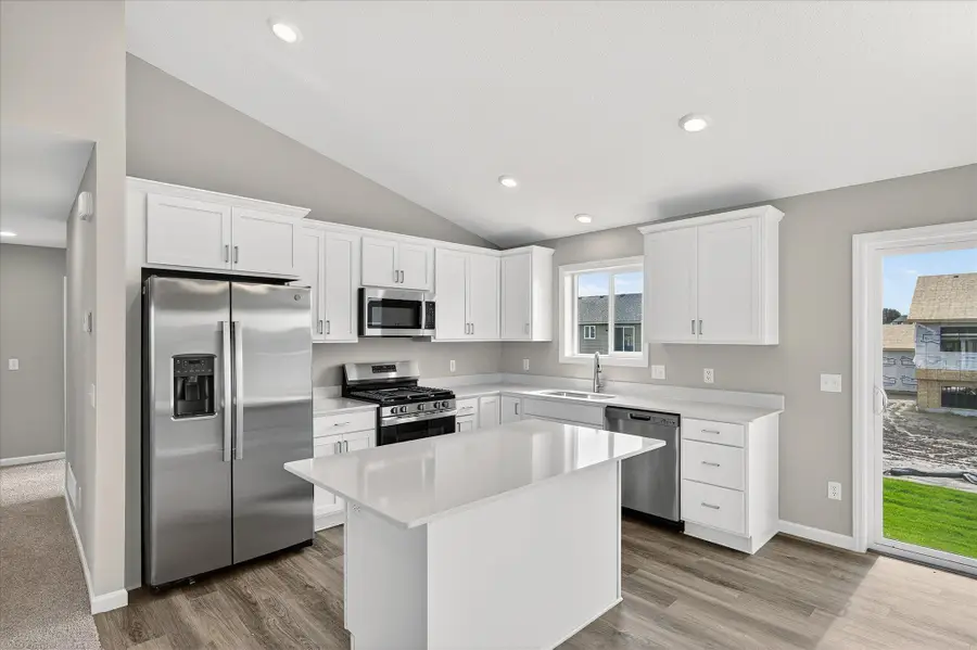 1005 Brandenburg Circle, Waverly, MN 55390 - #2