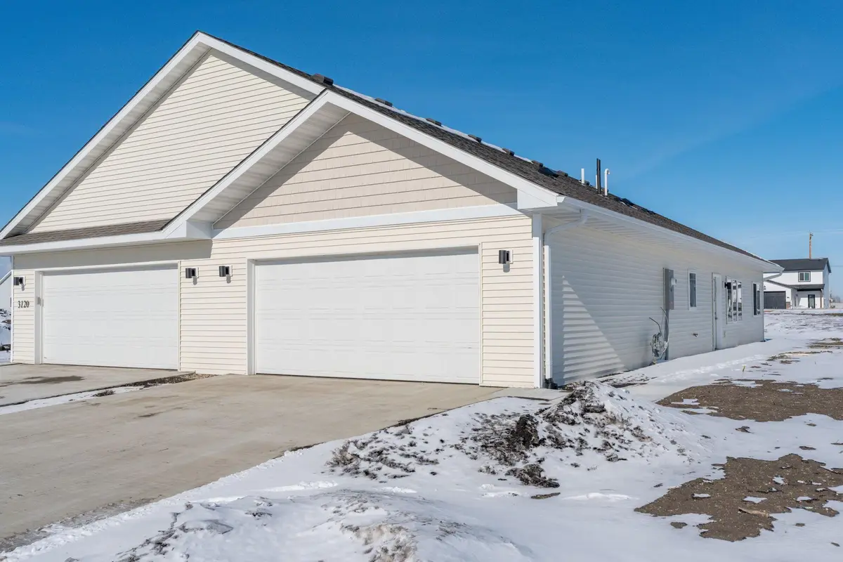 3122 Noble Drive, Mankato, MN 56001 - Image #1