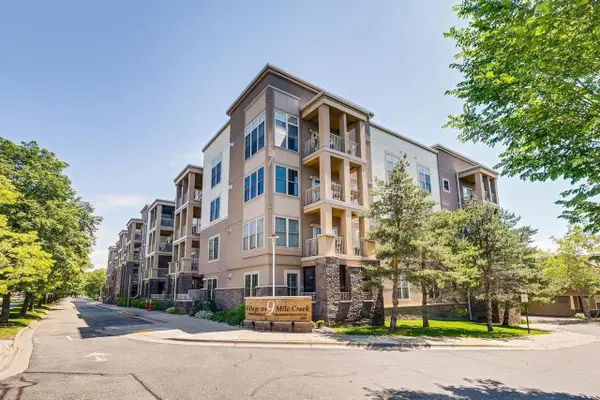 2201 Village Lane #A203, Minneapolis, MN 55431