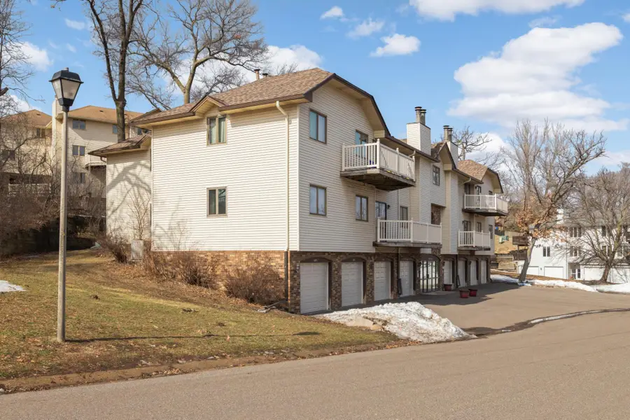 4185 Hilltop Point, Eagan, MN 55123 - #2