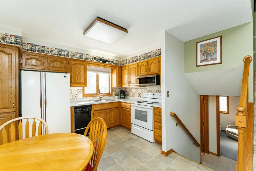 2401 30th Avenue Nw, Rochester, MN 55901 - Image #2