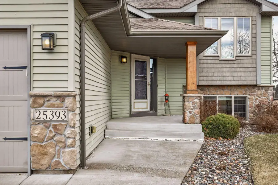 25393 11th Street W, Zimmerman, MN 55398 - #2