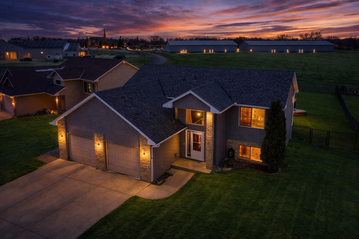 818 Cologne Lane, Waverly, MN 55390 - #1