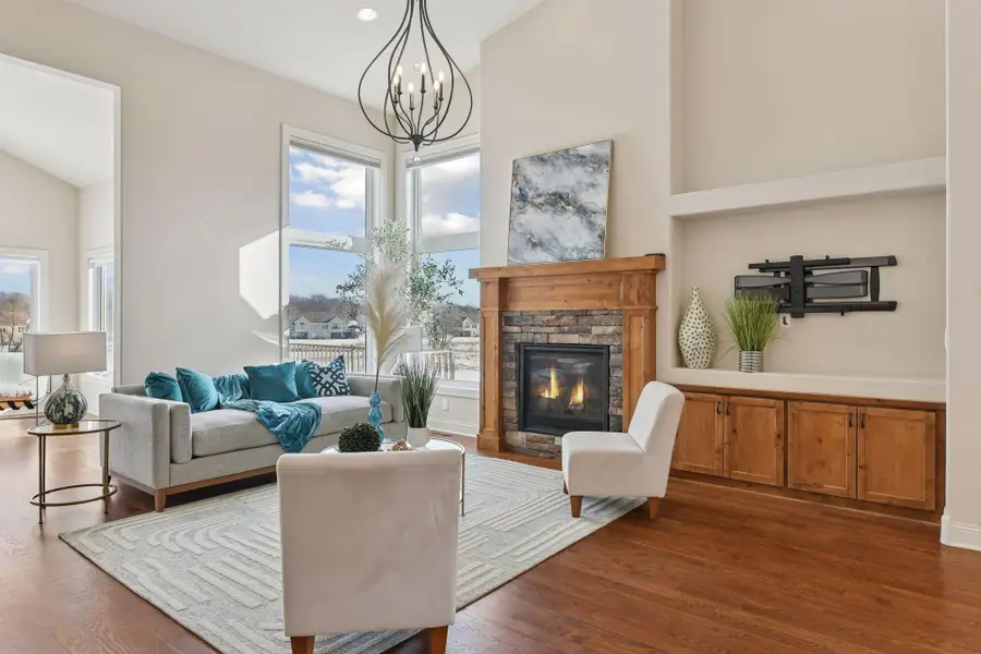 8823 Fraizer Street Ne, Circle Pines, MN 55014 - #3