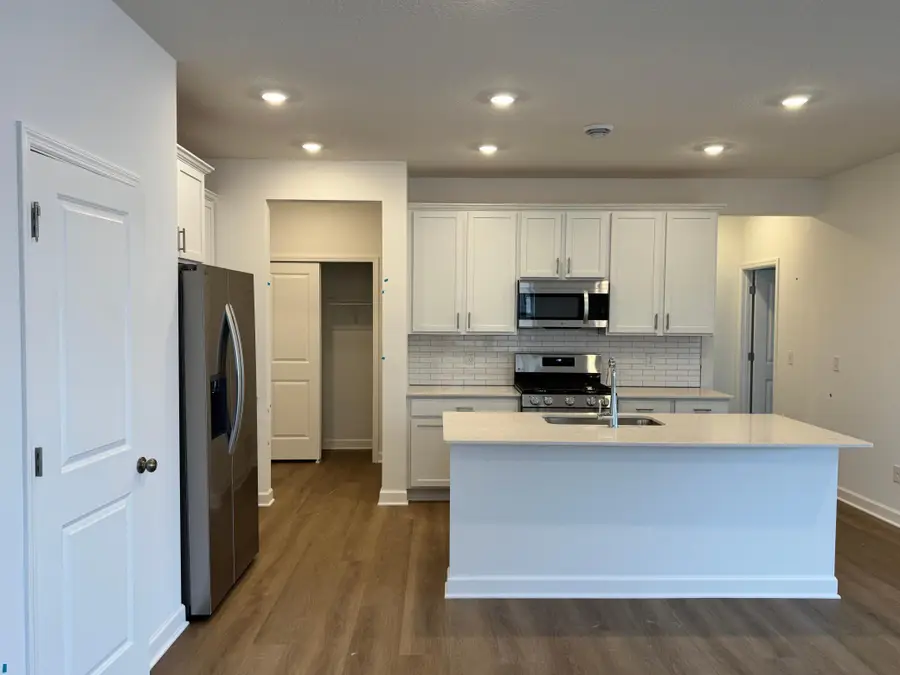 7208 183rd Street W, Lakeville, MN 55068 - Image #2