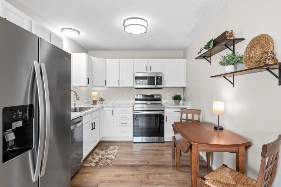 1579 County Road D E #C, Maplewood, MN 55109 - Image #3