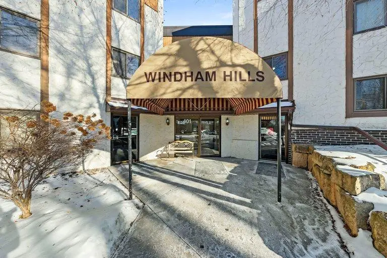 401 E Burnsville Parkway #318, Burnsville, MN 55337 - #1