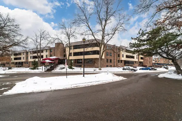 7500 Cahill Road #115C, Minneapolis, MN 55439