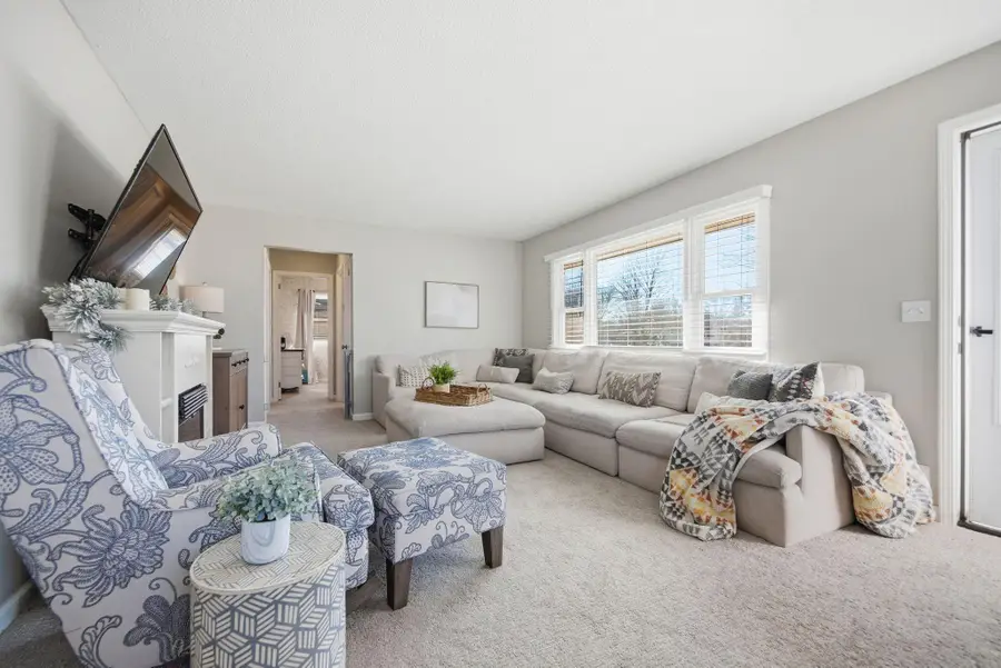 6430 Perry Avenue N, Brooklyn Center, MN 55429 - #3