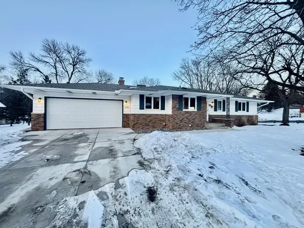 1295 Polk Place, Minneapolis, MN 55421