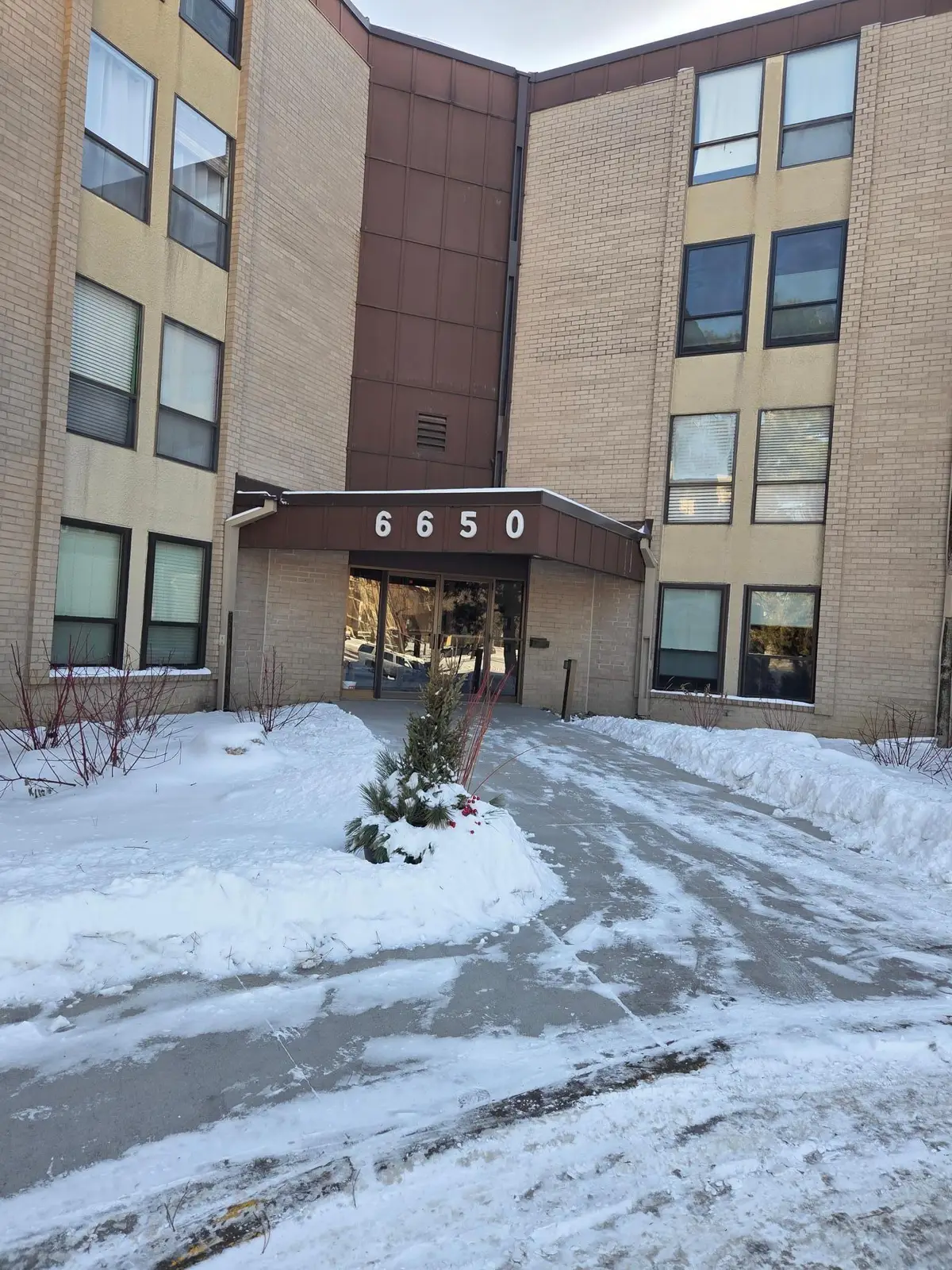 6650 Vernon Avenue S #208, Minneapolis, MN 55436 - Image #1