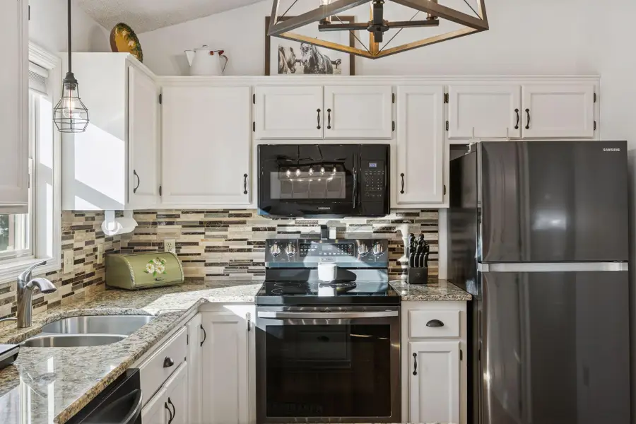 3862 123rd Avenue Nw, Coon Rapids, MN 55433 - #3