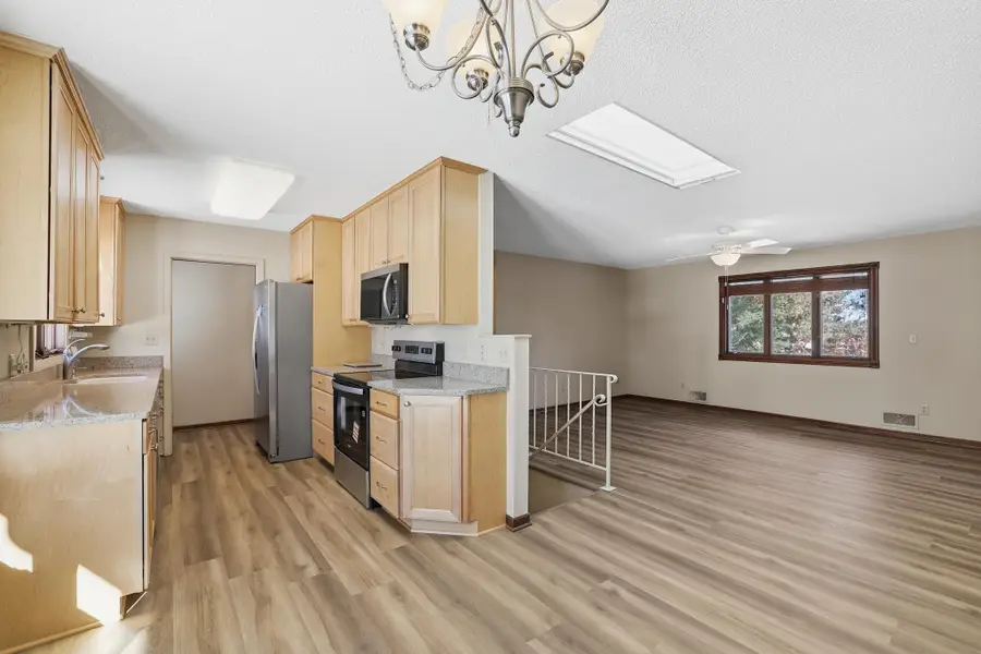 9193 Harkness Avenue S, Cottage Grove, MN 55016 - #3