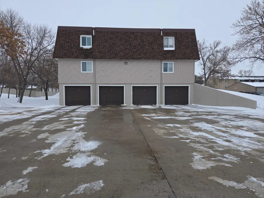 602 12 1/2 Avenue E #5, West Fargo, ND 58078 - Image #2