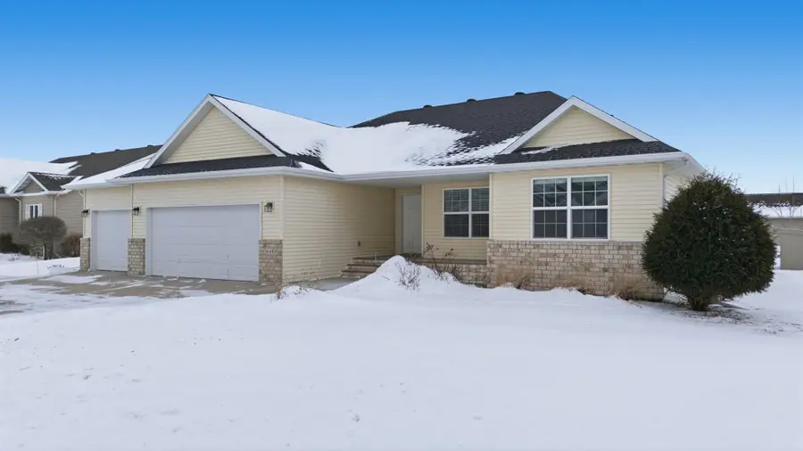 3648 Pierce Street S, Fargo, ND 58104 - Image #2