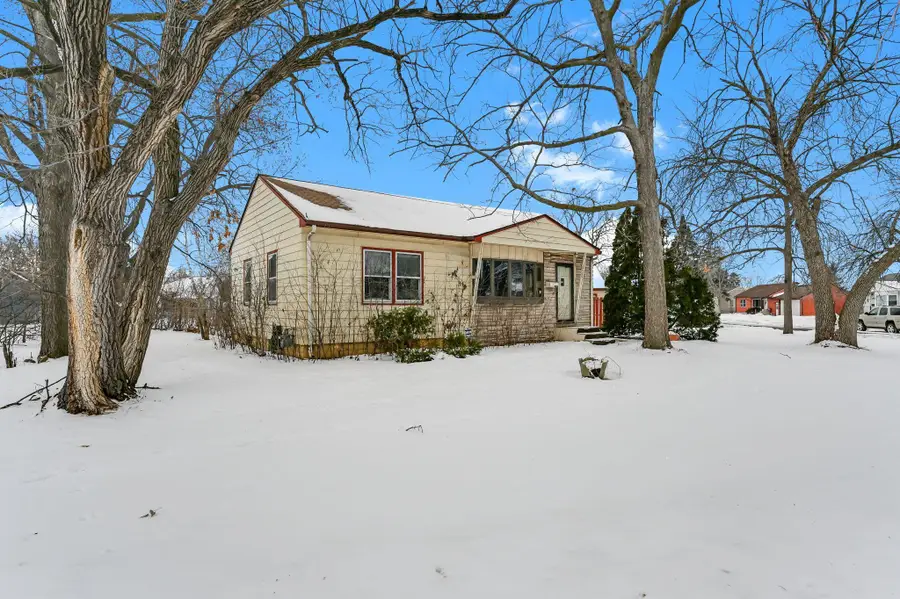 2009 Brookview Drive, Brooklyn Center, MN 55430 - Image #3