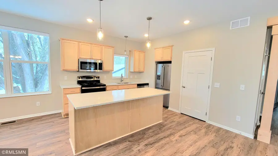 413 Franklin Avenue Nw, Watertown, MN 55388 - #2