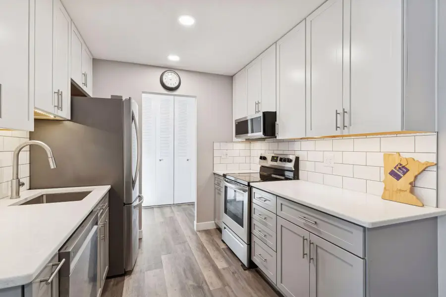 4380 Brookside Court #119, Minneapolis, MN 55436 - Image #2