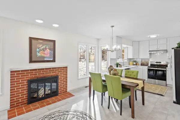 5547 Regis Trail Ne, Minneapolis, MN 55432