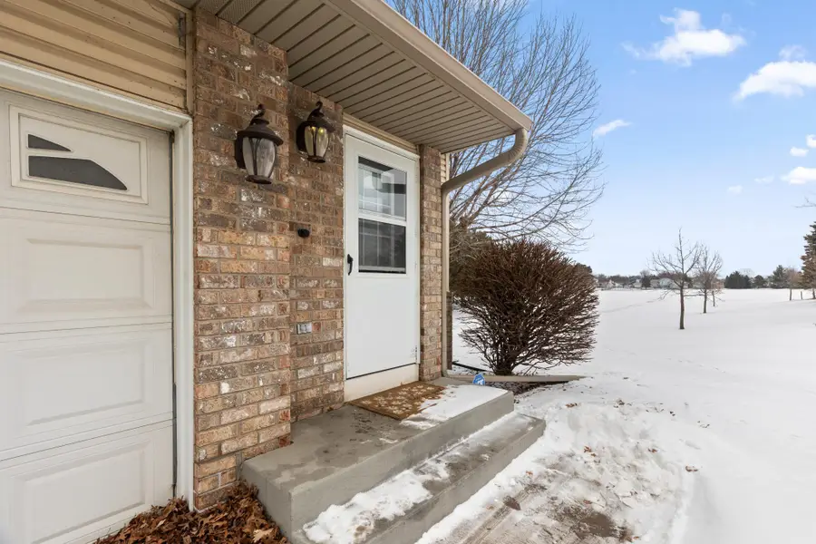 9811 Hamlet Lane S, Cottage Grove, MN 55016 - Image #2