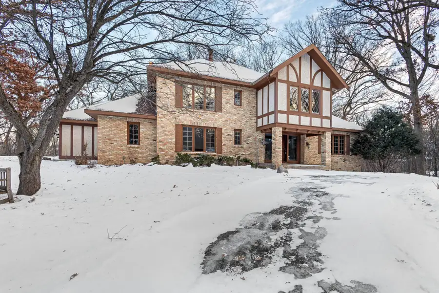 2700 Olde Wood Court, Wayzata, MN 55391 - Image #2