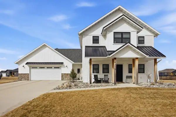 4259 Bristlecone Loop S, Fargo, ND 58104