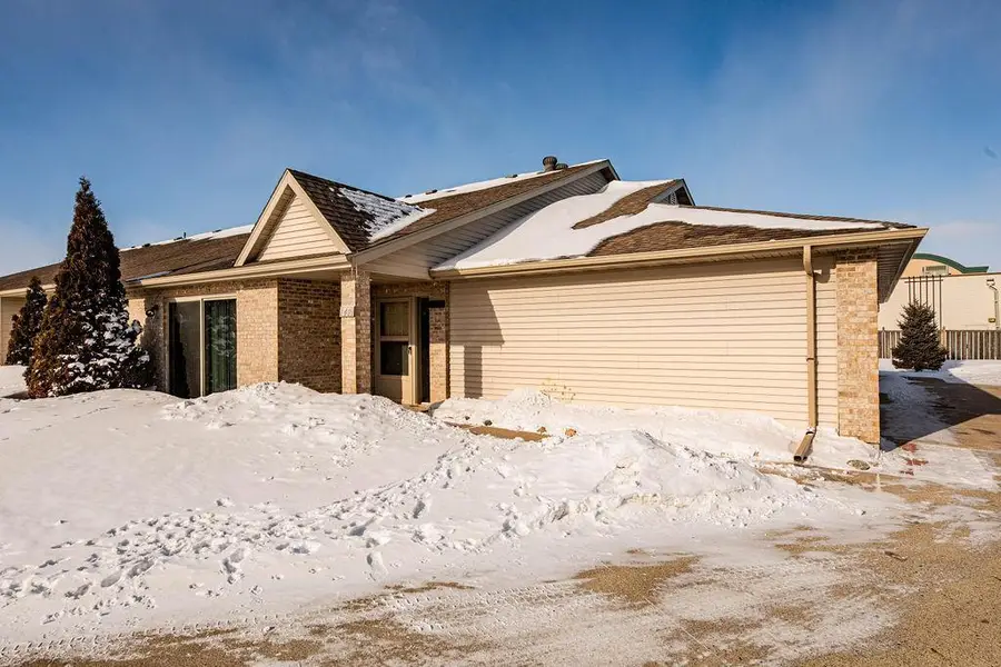 1409 Heatherwood Court, West Fargo, ND 58078 - Image #2