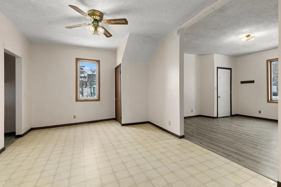 308 4th Avenue Ne, Little Falls, MN 56345 - #3