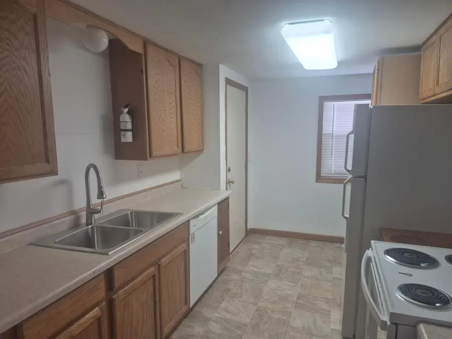 1620 Stillwater Street, Saint Paul, MN 55110 - #2