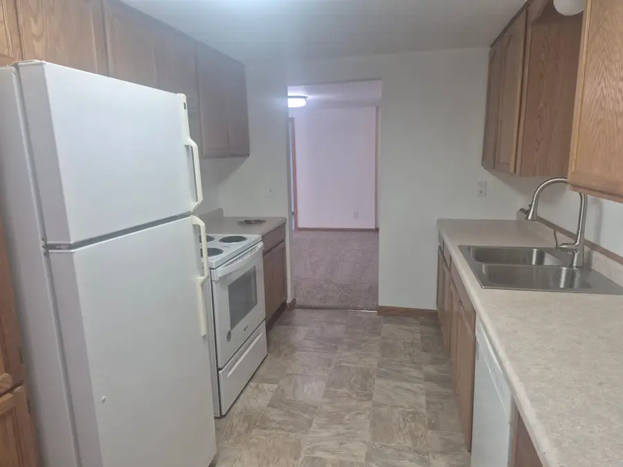 1620 Stillwater Street, Saint Paul, MN 55110 - #3